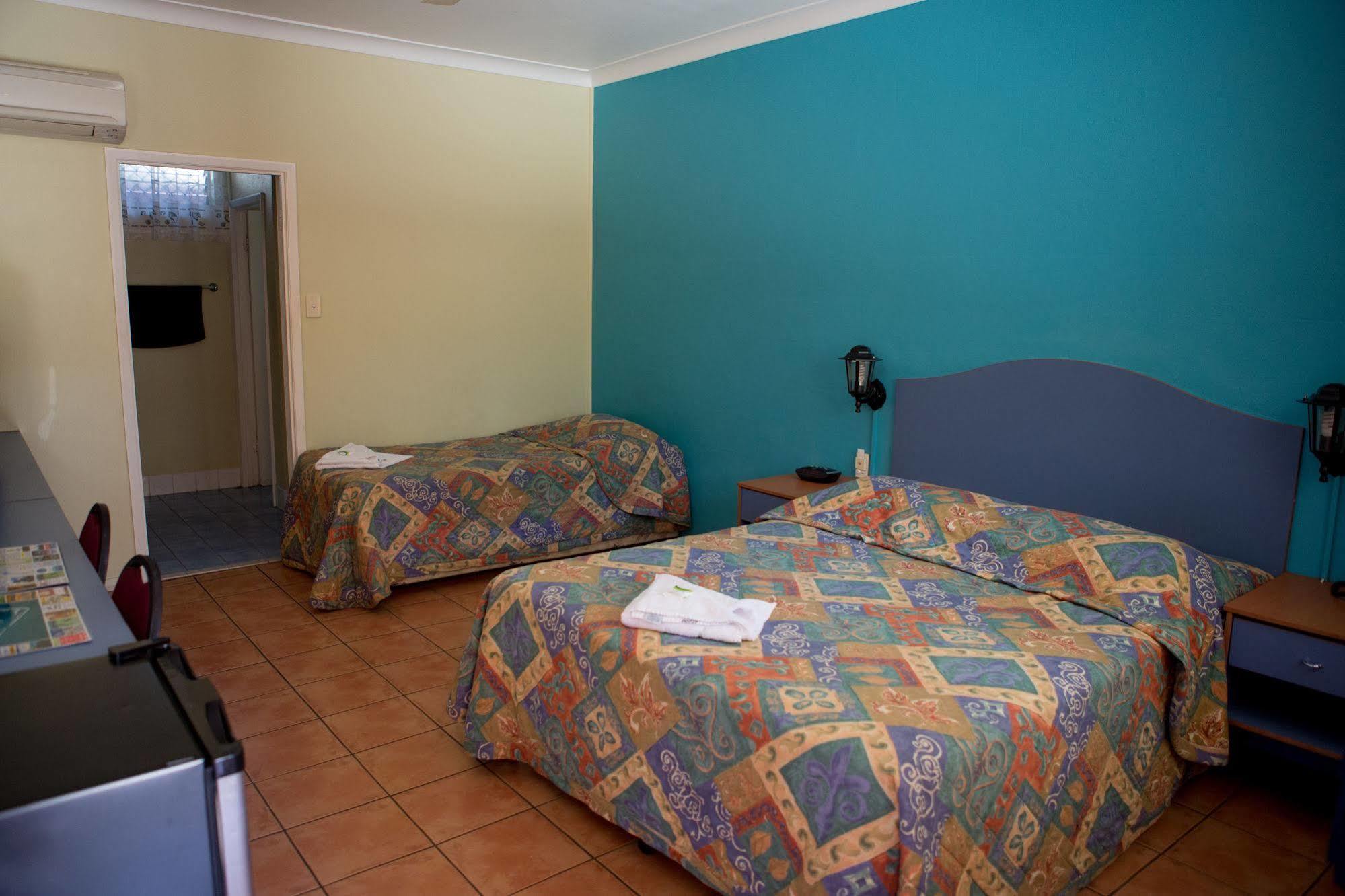 קאירנס Adobe Motel מראה חיצוני תמונה
